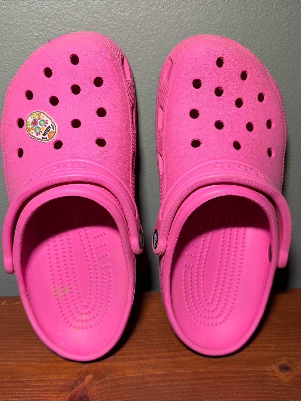 Women’s Hot Pink Crocs Clog 8
